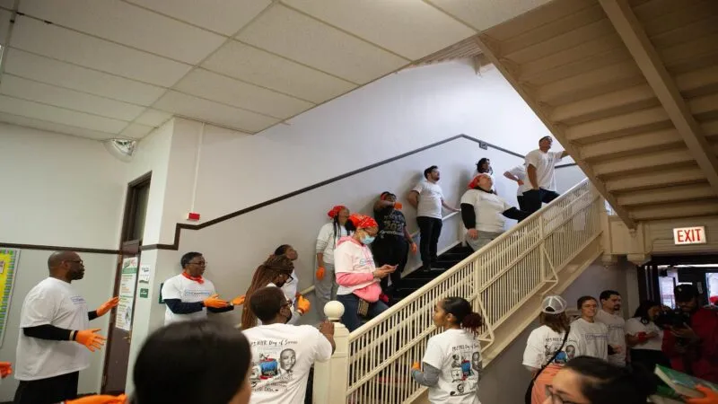 Chi Gives Back – Chicago, IL